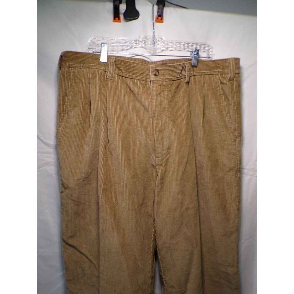 St Johns Bay Men's Corduroy Dress Pants Beige Pleated 40x32 Straight - Picture 2 of 5
